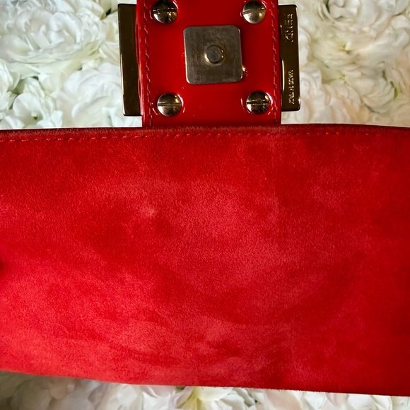 Fendi Mamma Baguette Red Patent Leather Handbag Authentic - Picture 10 of 17